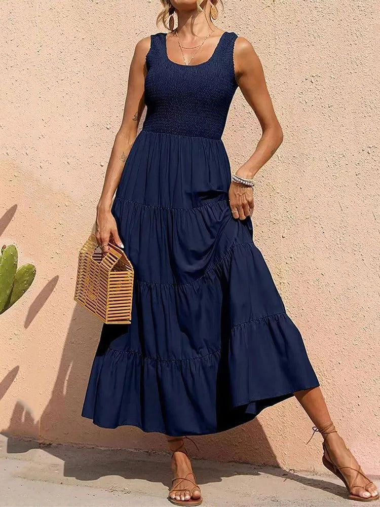 Dress – Sleeveless Long Shape And Smooth Drape For Movement