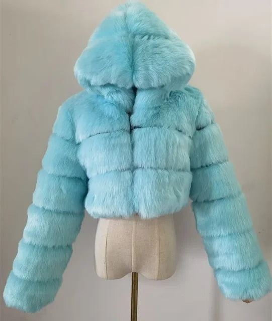Faux Fur Blend Jacket - Short Cut And Surface Warmth