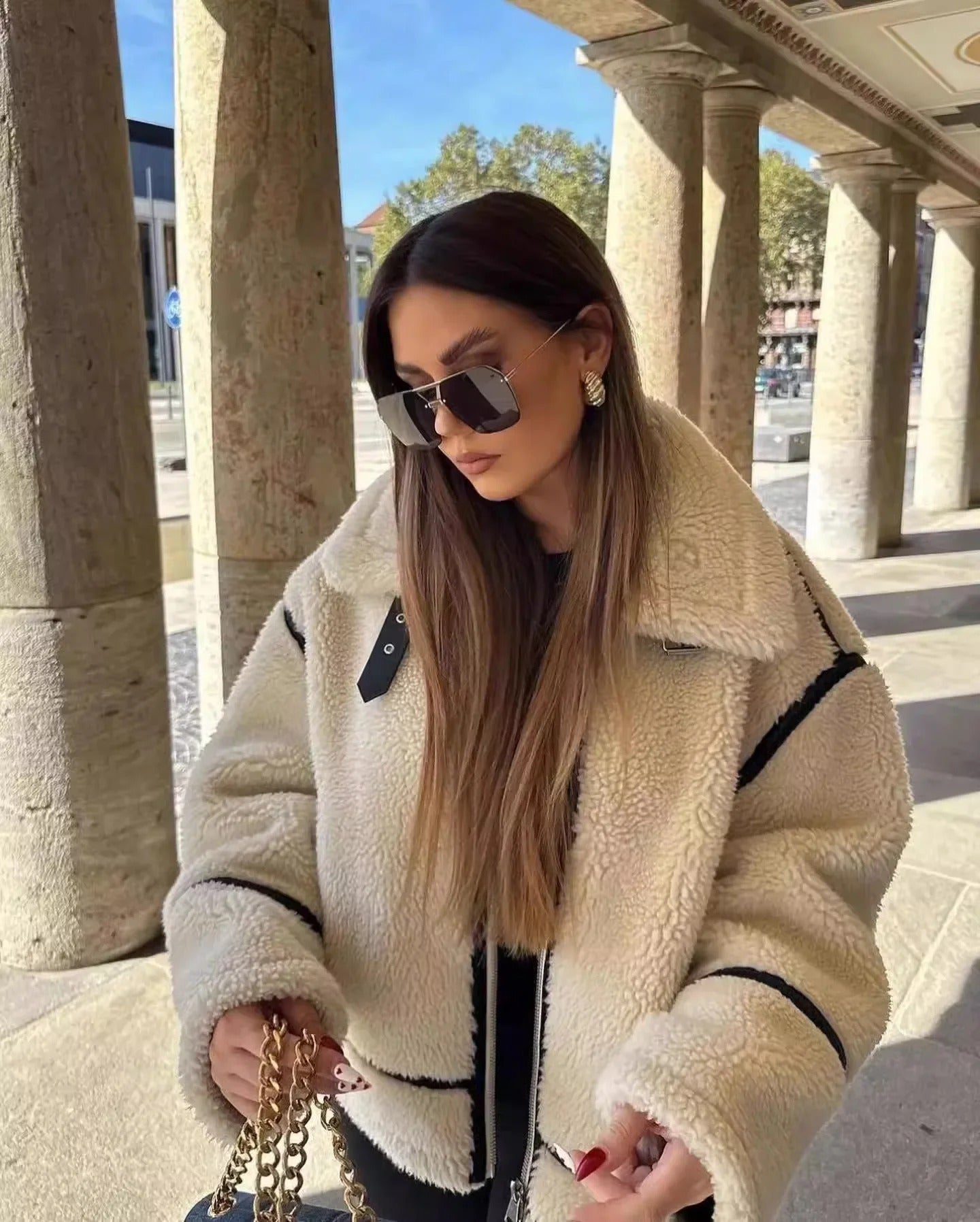 Jacket - Plush Blend Oversized Shape And Extra Coverage