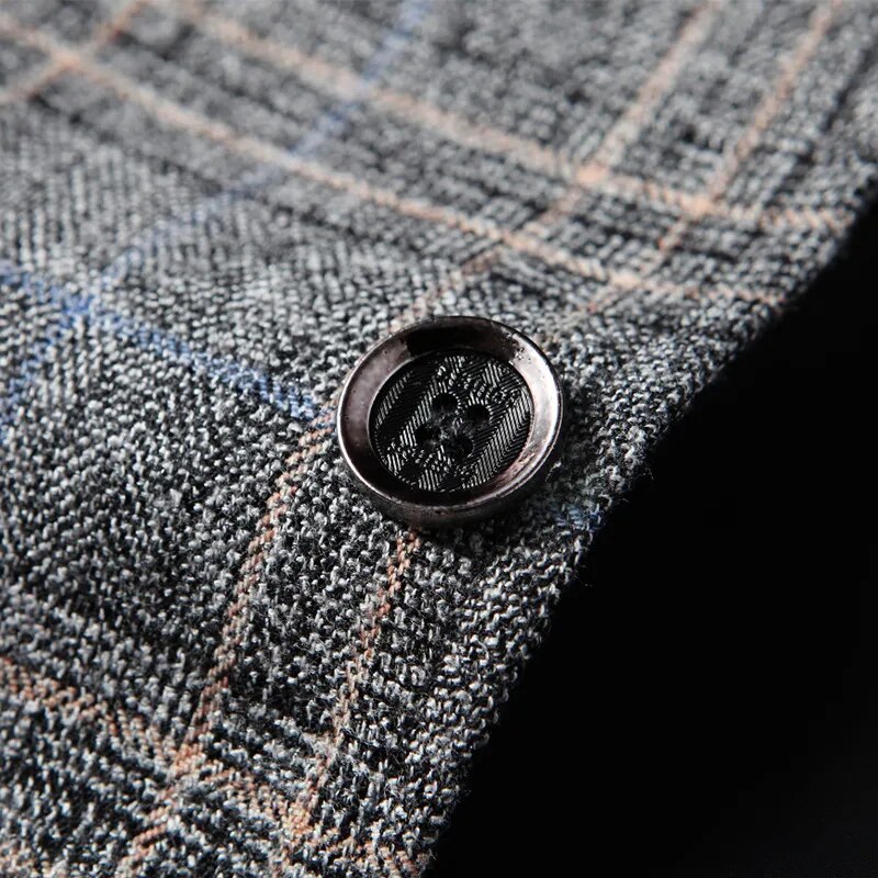 Jacket – Soft-Blend Tweed Plaid & Structured Shape Fit