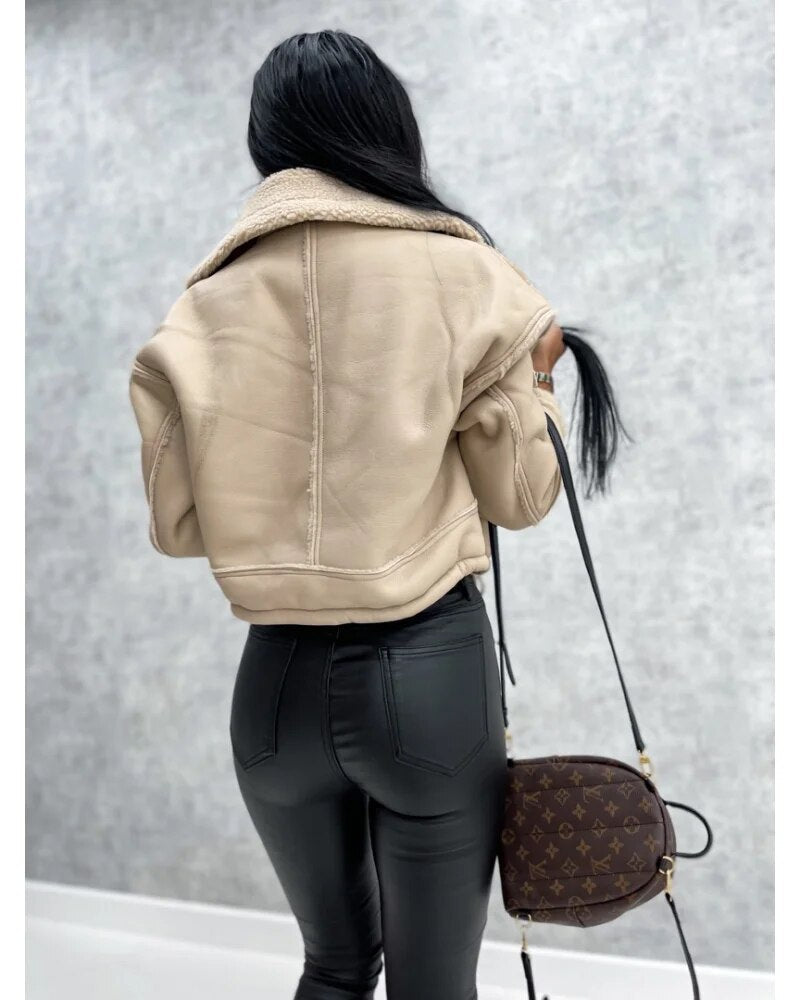 Jacket - Tailored Collar & Clean Front Closure Shaped Fit