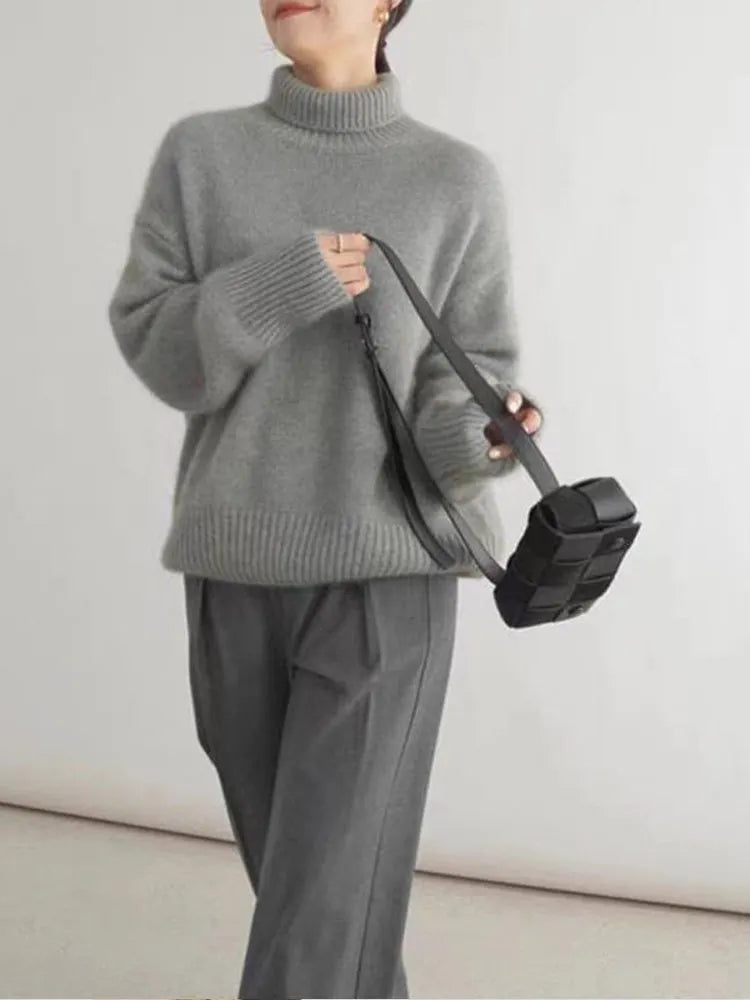 Knit Sweater – Soft Collar & Relaxed Shape For Ease