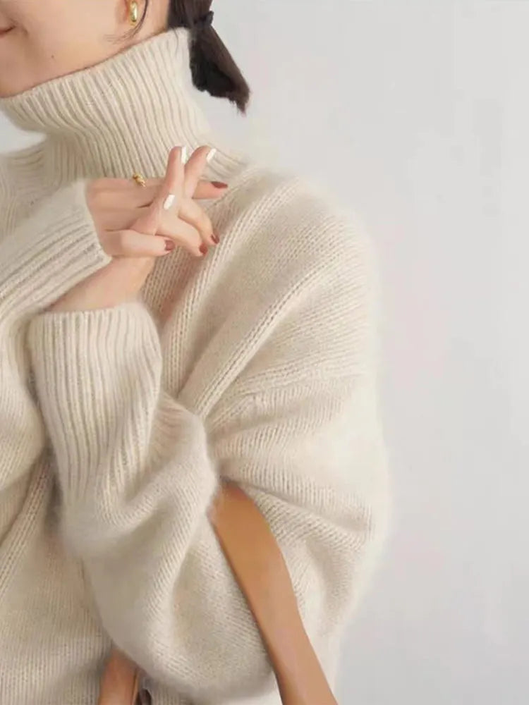 Knit Sweater – Soft Collar & Relaxed Shape For Ease