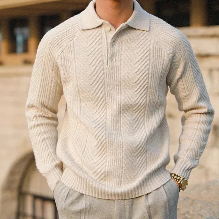 Knitted Sweater – Patterned Texture & Layered Warmth