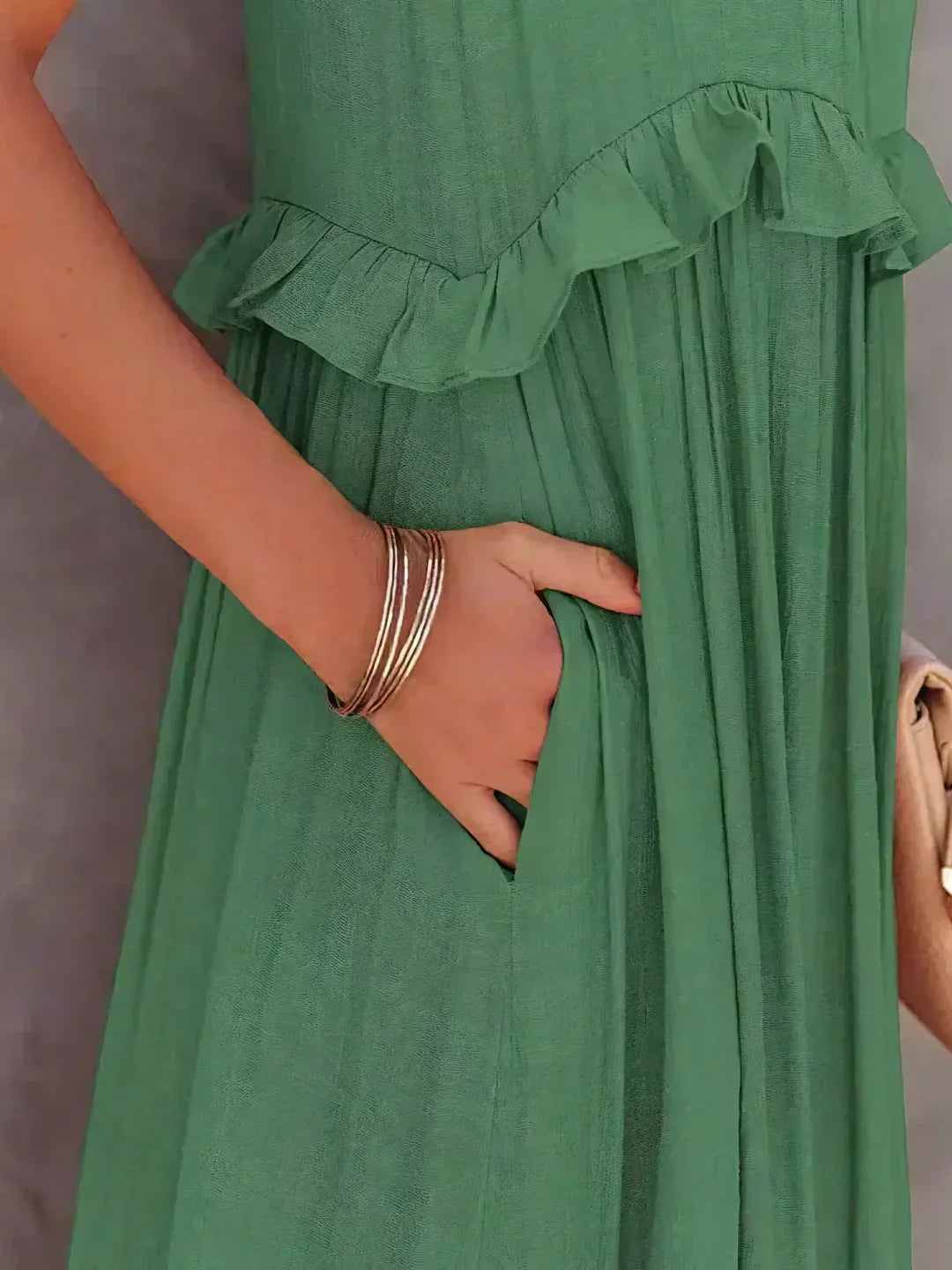 Maxi Dress - Flowy Ruffle Shape & Breathable Light Feel