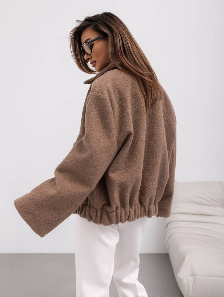 Polyester Blend Coat - Roomy Shape & Wind Blocking