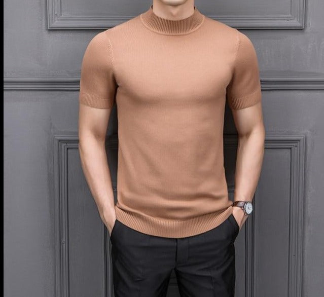 Short-Sleeved Sweater - Semi High Collar & Stretch Shape