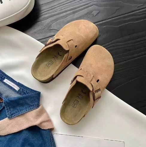 Slip Clogs - Adjustable Buckle And Cushioned Footbed