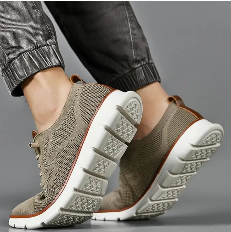 Sneakers - Knit Blend Upper & Cushioned Shock Absorption