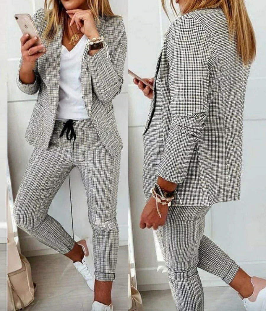 Suit – Polyester Blend Tailored Blazer And Smooth Drape