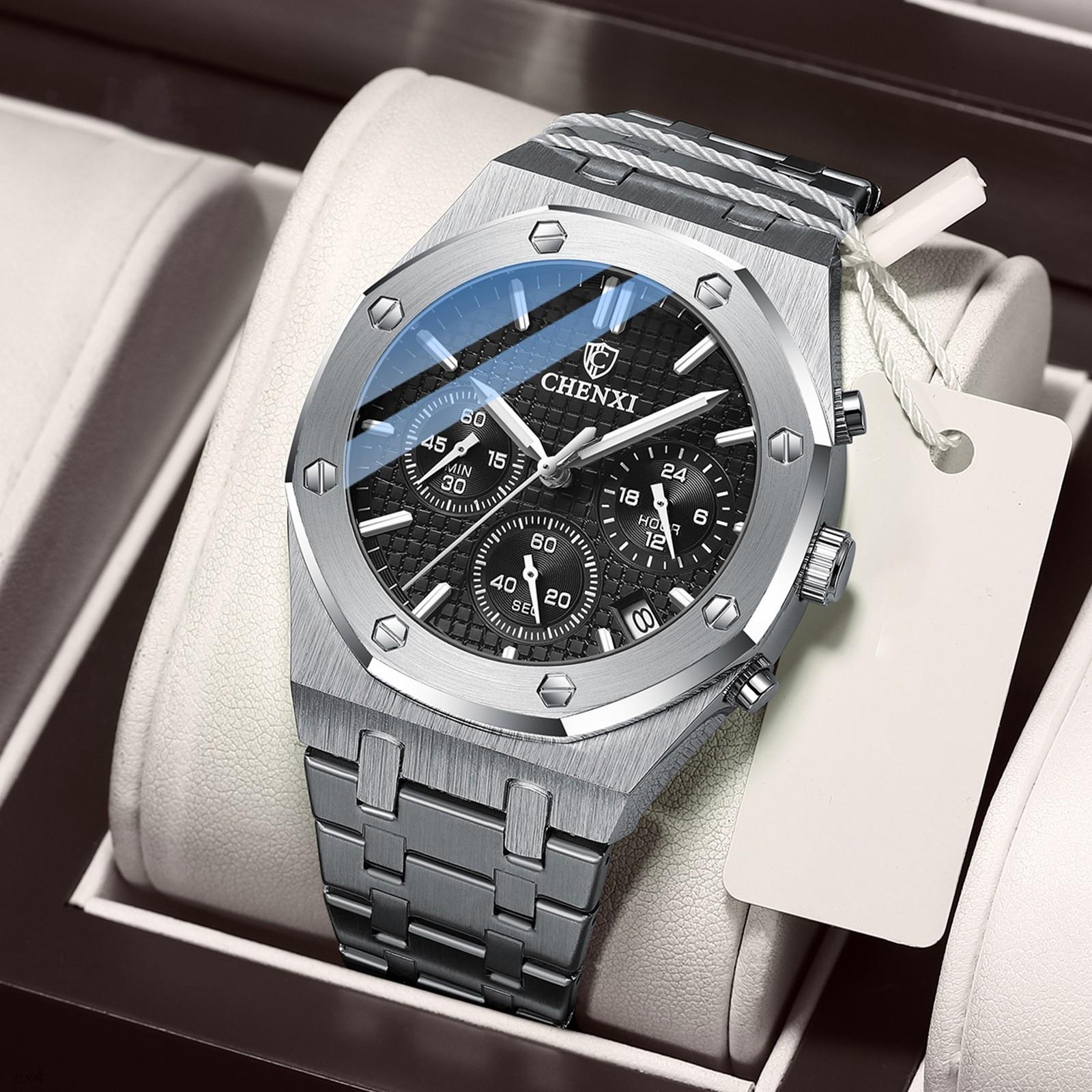 Watch – Refined Case With Clear Markers & Adjustable Fit
