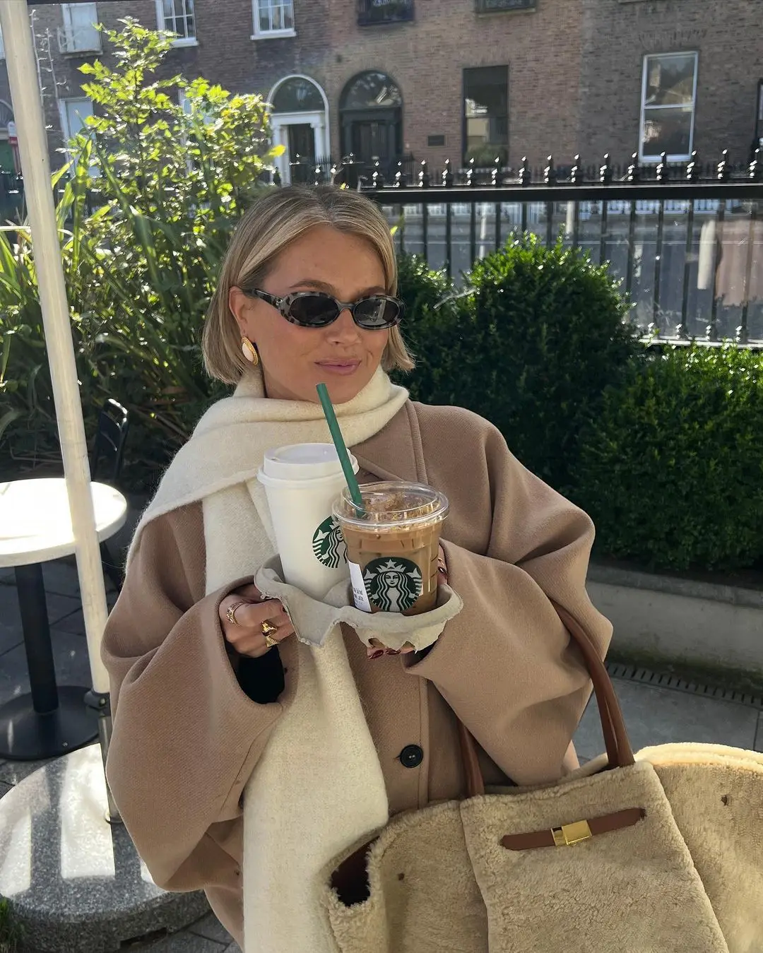 Women's Oversized Wool Coat for Winter 7