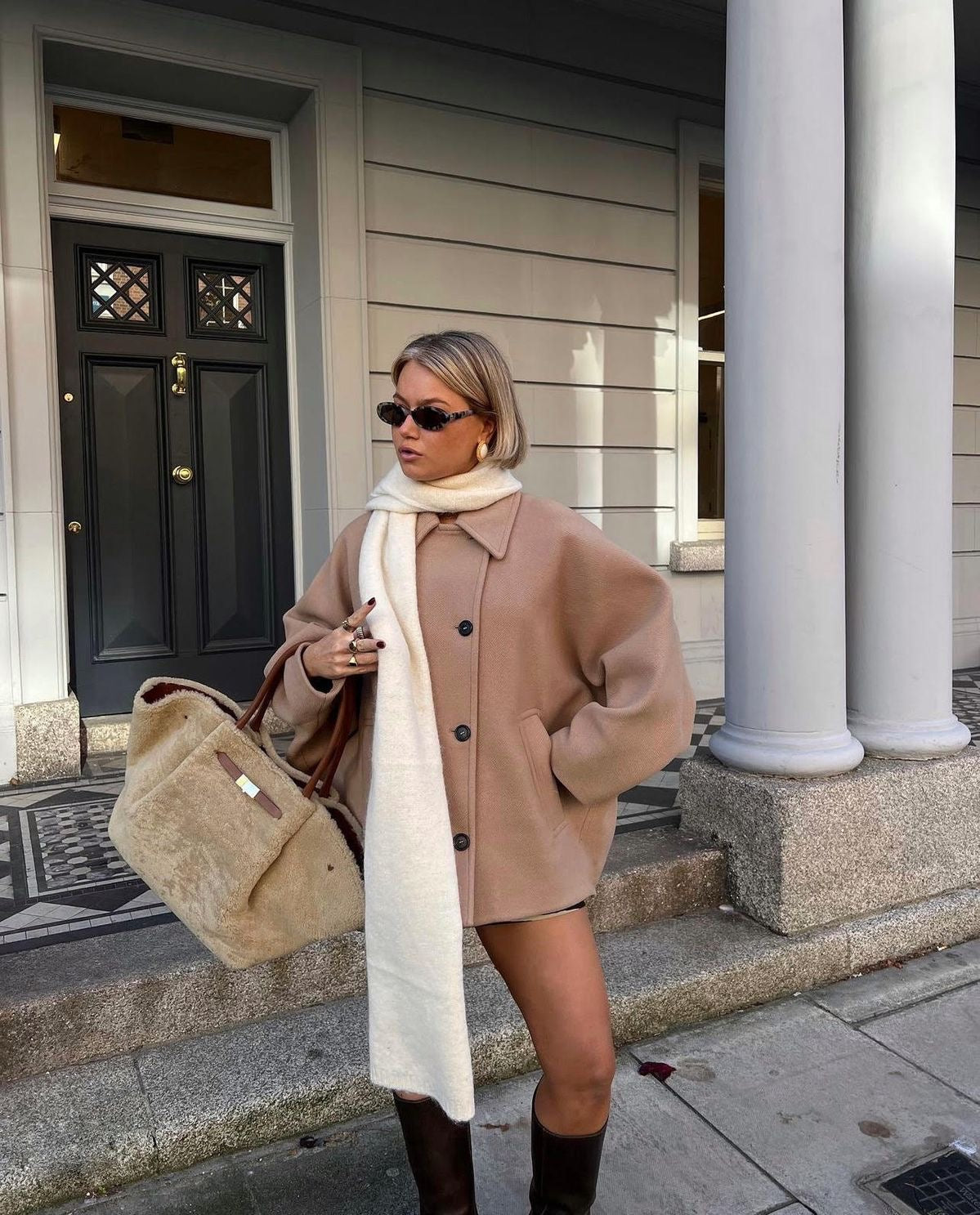Women's Oversized Wool Coat for Winter 8