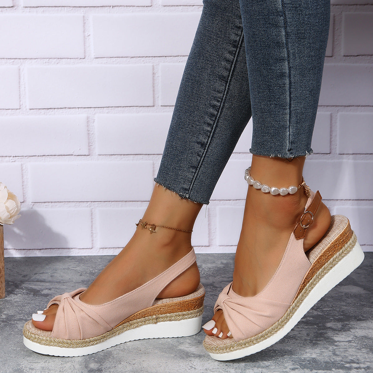 Women's Wedge Sandals with Hemp Rope Design 2