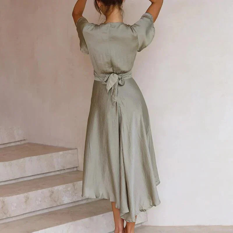 Women's Vintage Flowing Midi Dress for Formal or Summer Wear 5