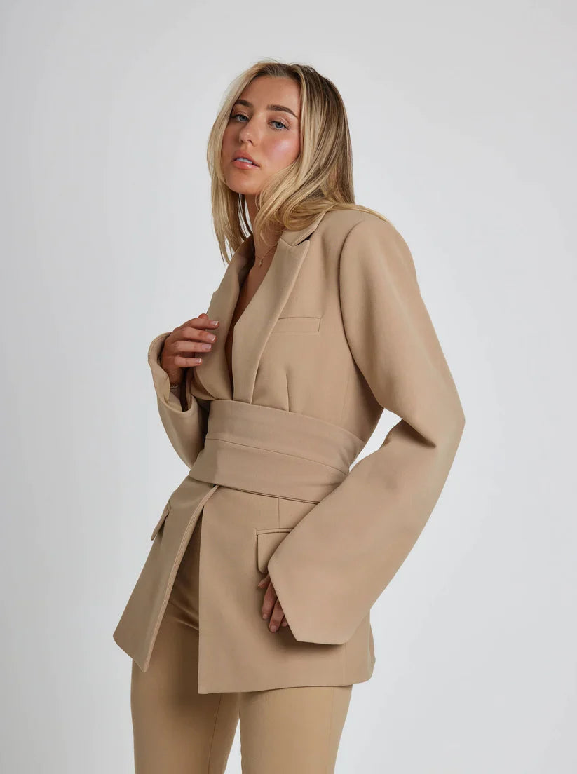 Blazer - Structured Shape With Lapel Collar And Neat Fit