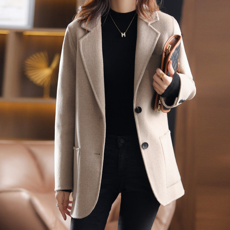Blazer – Tailored Lapel & Structured Shape For Ease