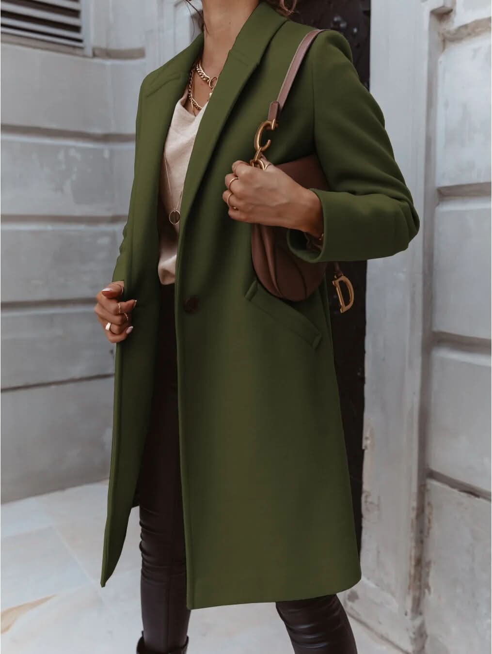 Coat - Tailored Long Shape And Smooth Layering Fit.