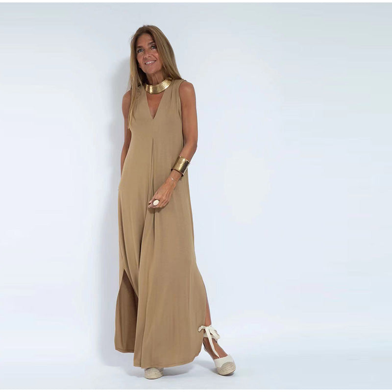 Dress – V Neck Maxi & Flowing Shape For Easy Movement