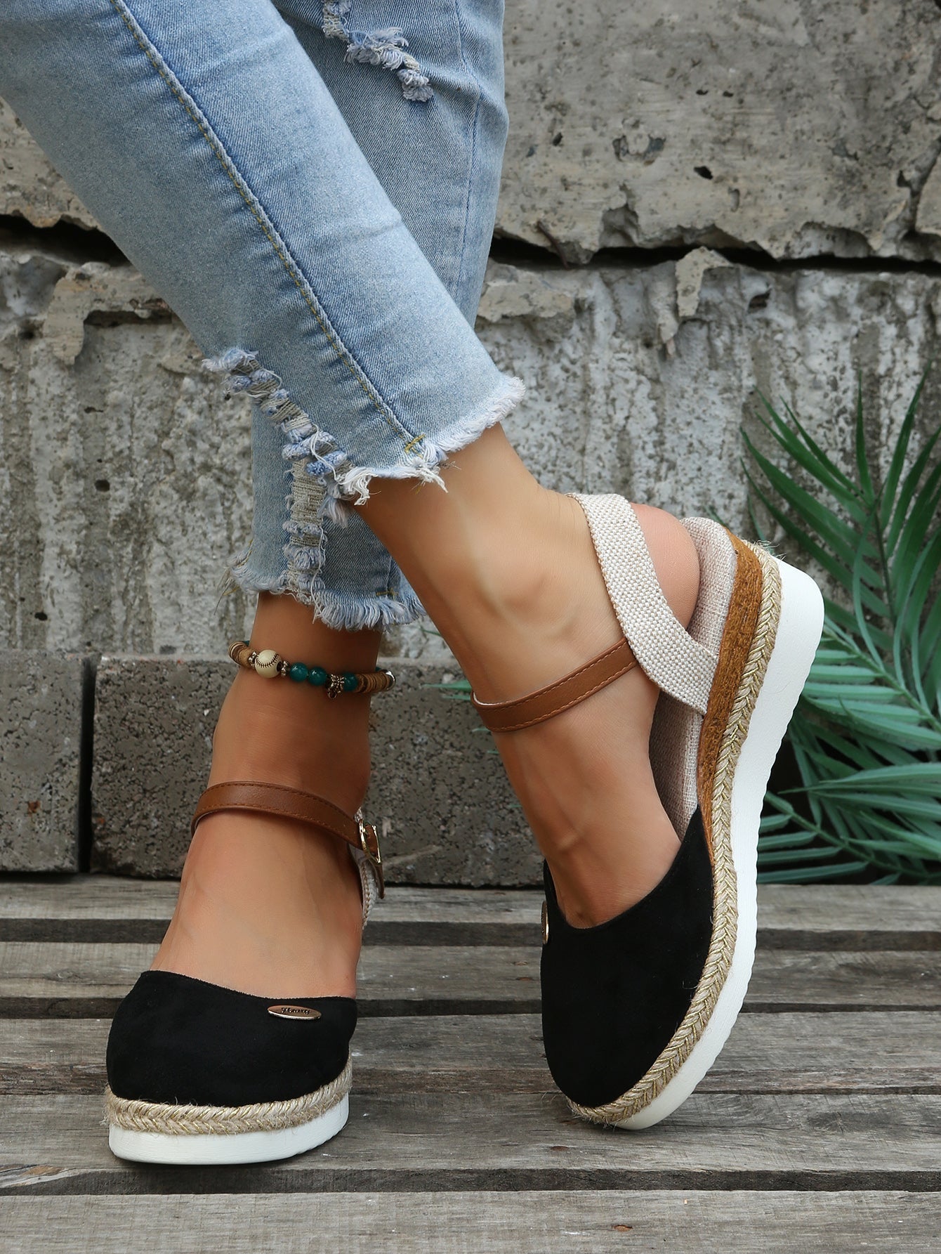 Espadrilles - Canvas Blend Platform And Cushioned Support