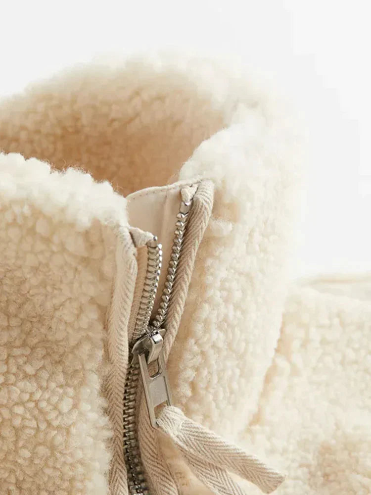 Jacket - Oversized Cut With Broad Shoulders & Easy Layering