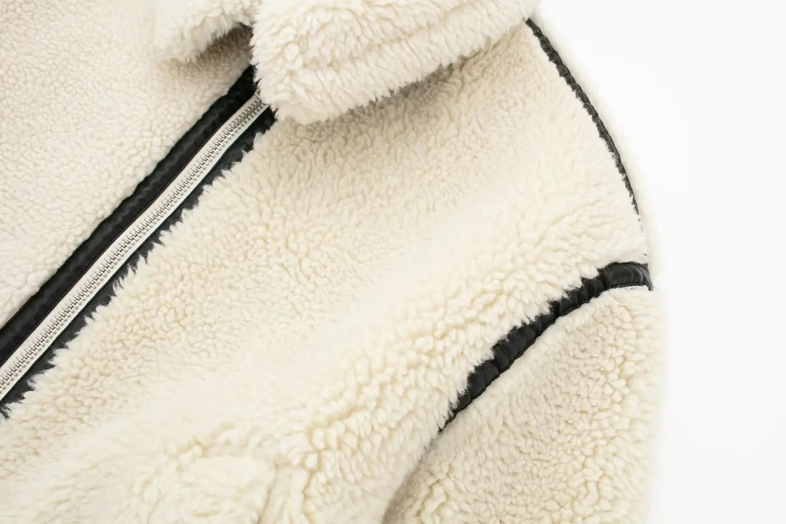 Jacket - Plush Blend Oversized Shape And Extra Coverage