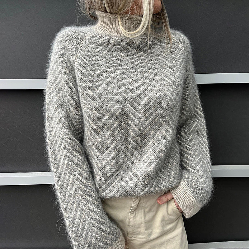 Knit Blend Sweater – Crewneck & Draping Relaxed Fit