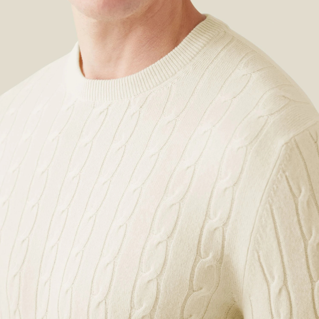 Knit Sweater – Cable Knit Pattern & Relaxed Stretch Fit