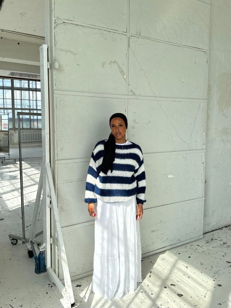 Knit Sweater – Soft Blend Long Wide Sleeves & Roomy Shape