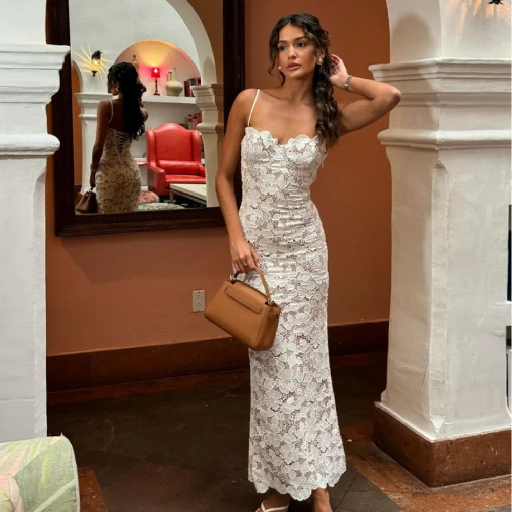 Lace Blend Dress - Sweetheart Neckline And Flowing Skirt
