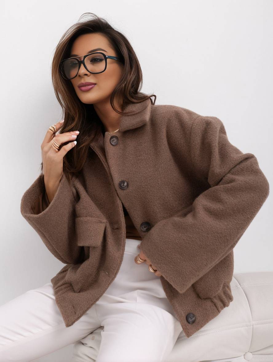 Polyester Blend Coat - Roomy Shape & Wind Blocking
