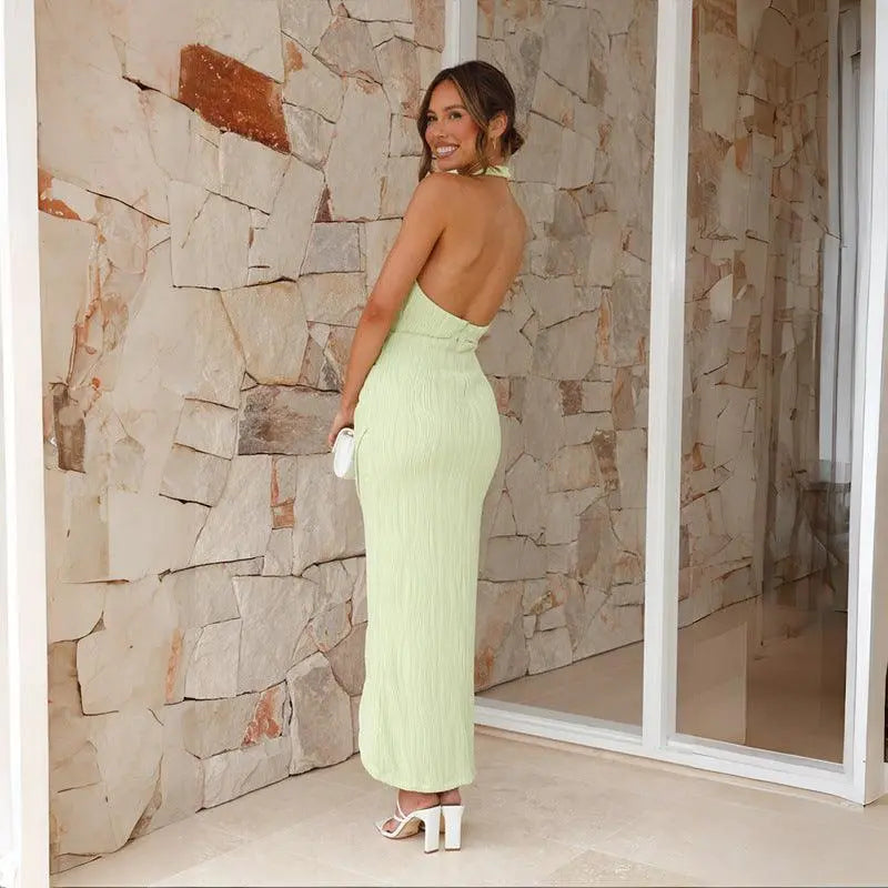 Polyester Blend Dress – Halter Neckline & Flowing Skirt