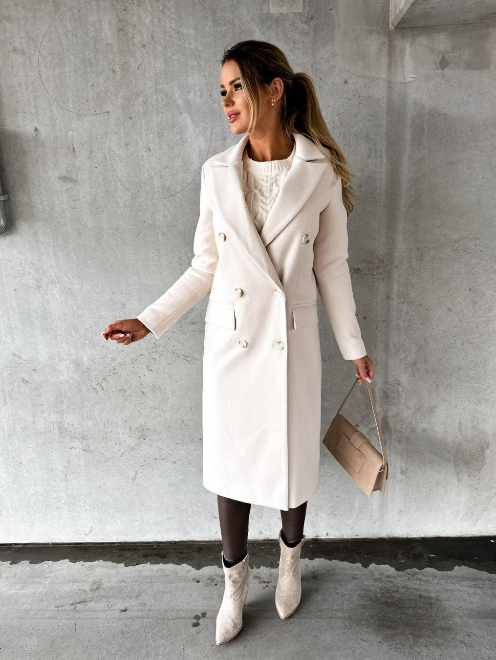 Polyester Blend Jacket – Long Cut & Heat Retention Fit