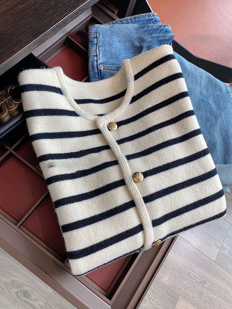Pullover - Plush Blend Soft Feel & Smooth Layering Fit