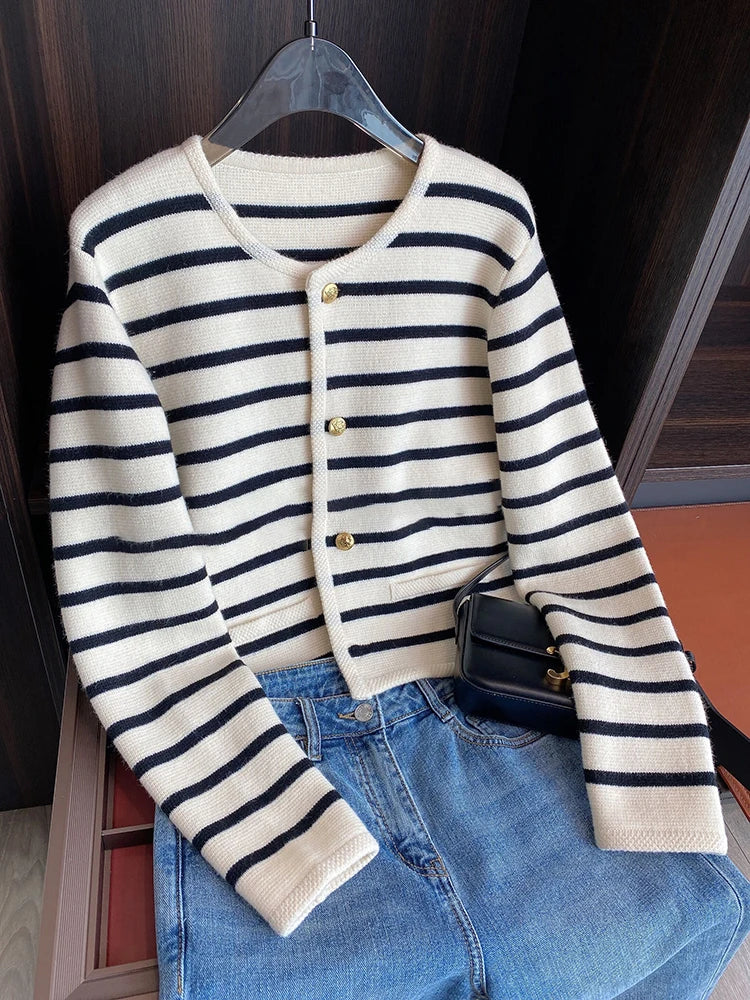 Pullover - Plush Blend Soft Feel & Smooth Layering Fit