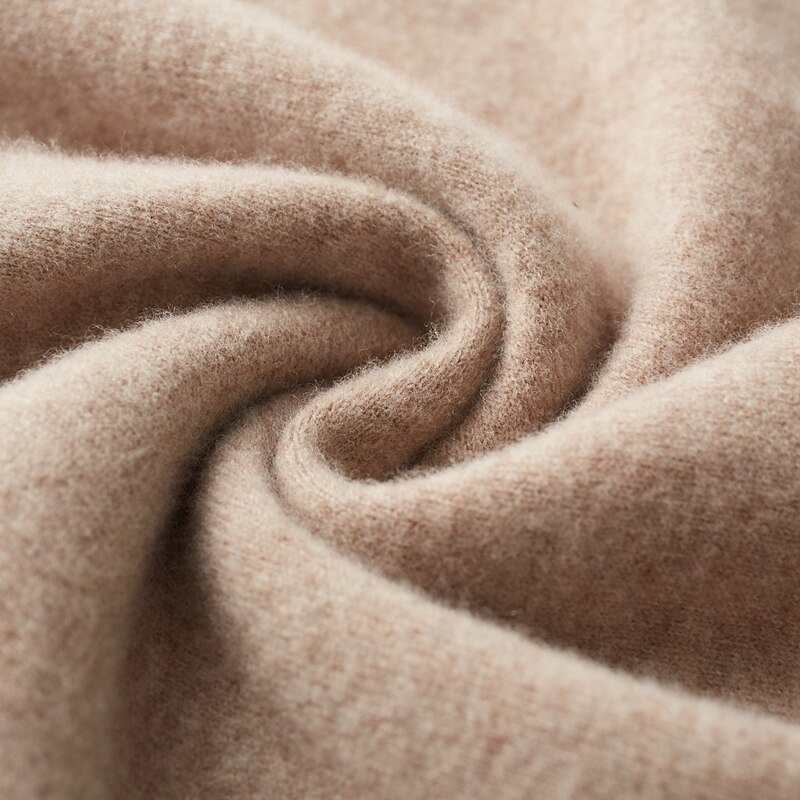 Rollneck Jumper - Smooth Knit & Stretch Neck Coverage