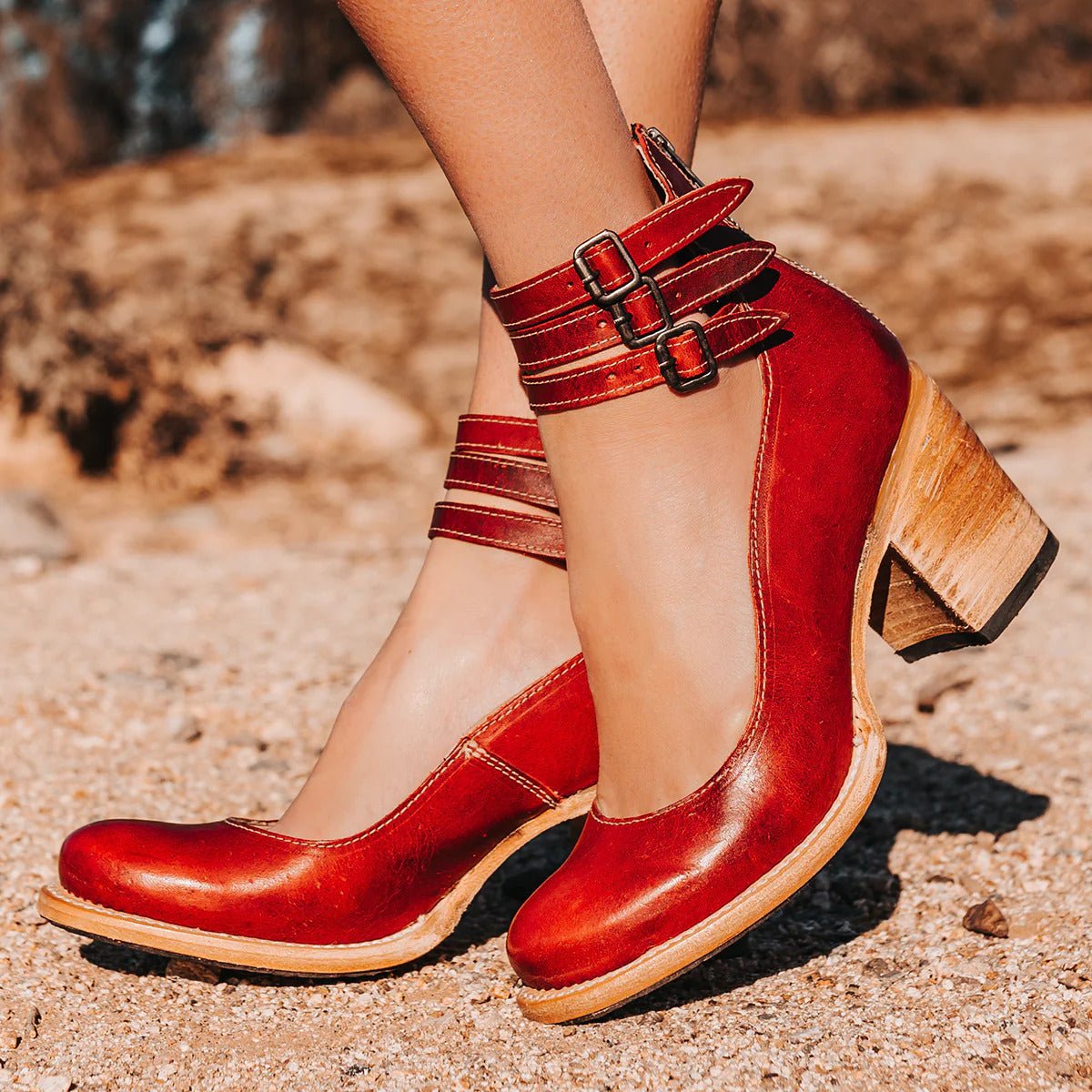 Shoe - Durable Blend Modern Shape & Stable Support.