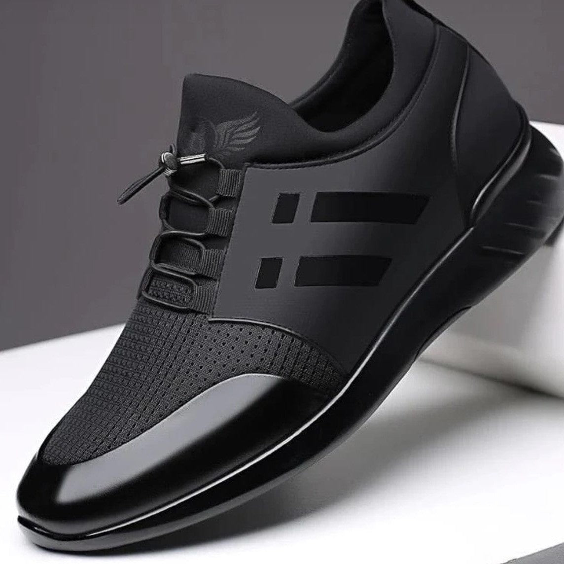 Shoes – Polyurethane Rubber Blend Surface & Easy On Fit