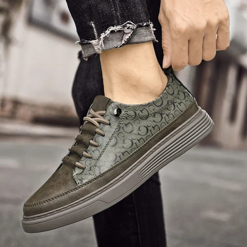 Sneakers - Breathable Textile Blend & Supportive Fit