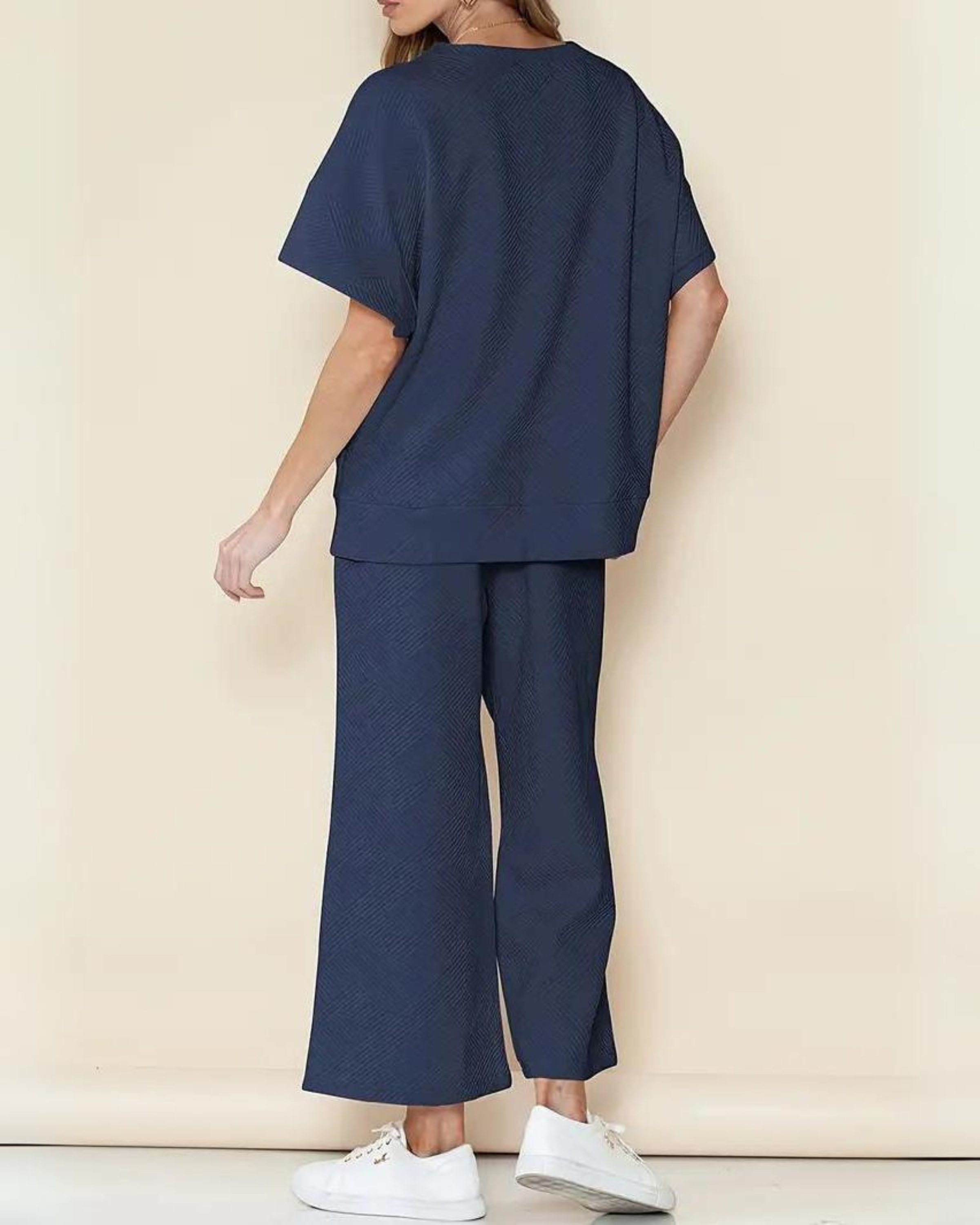 Soft-Blend Loungewear Set - Loose Shoulders & Elastic Waist
