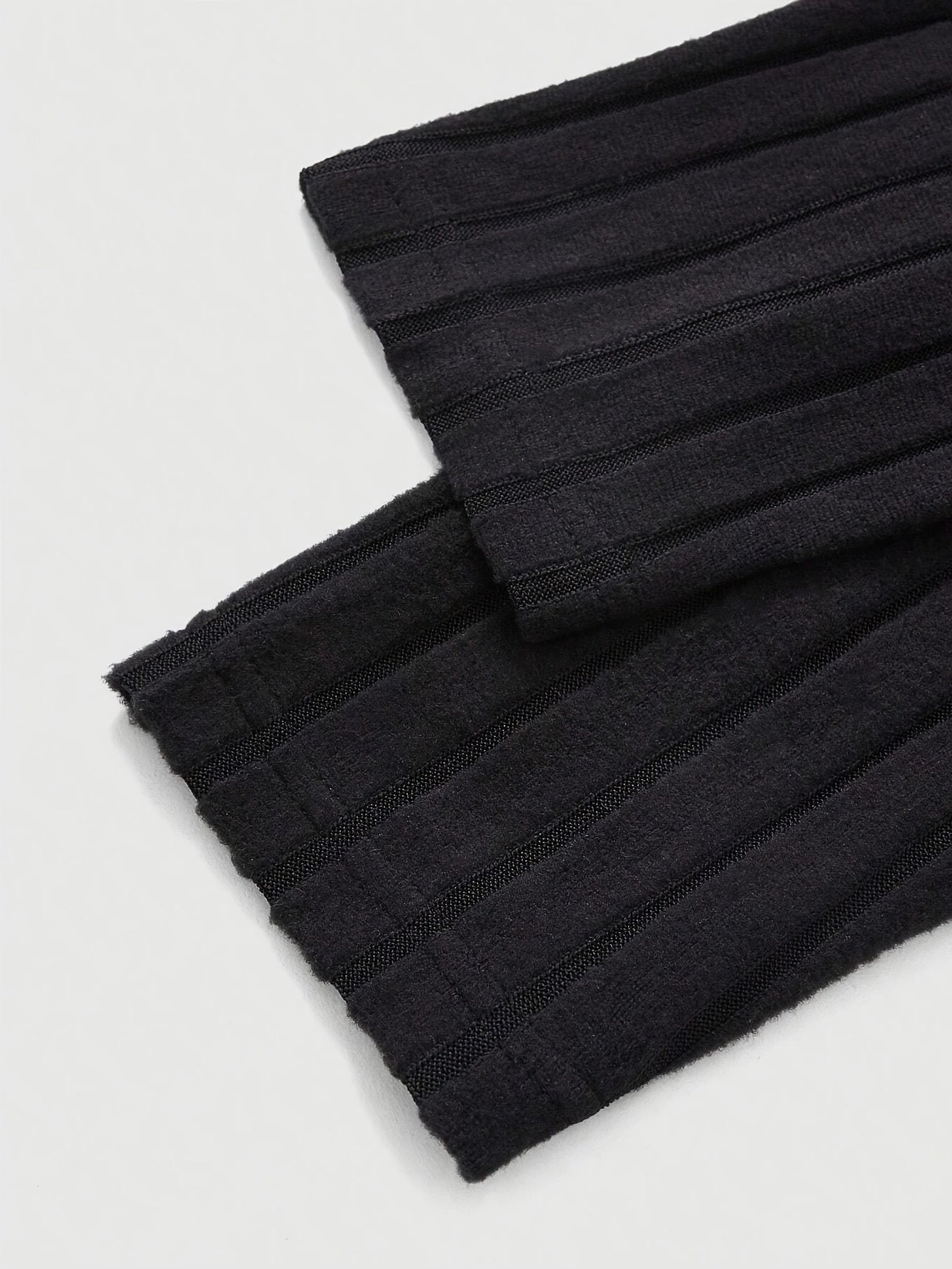 Sweater - Soft Blend Crew Neck & Relaxed Shape For Ease