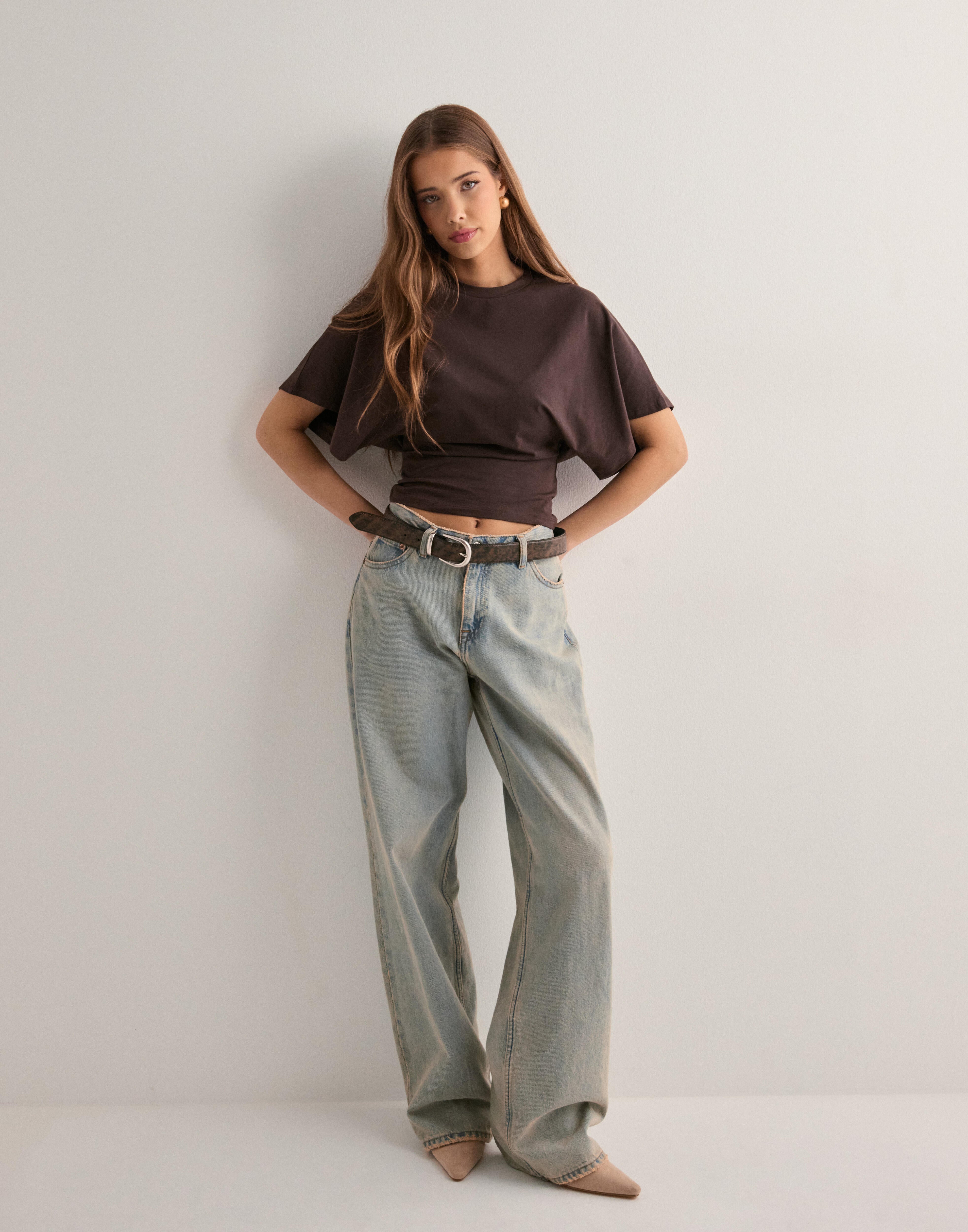 T-Shirt – Soft Blend Short Sleeve And Roomy Draping Shape