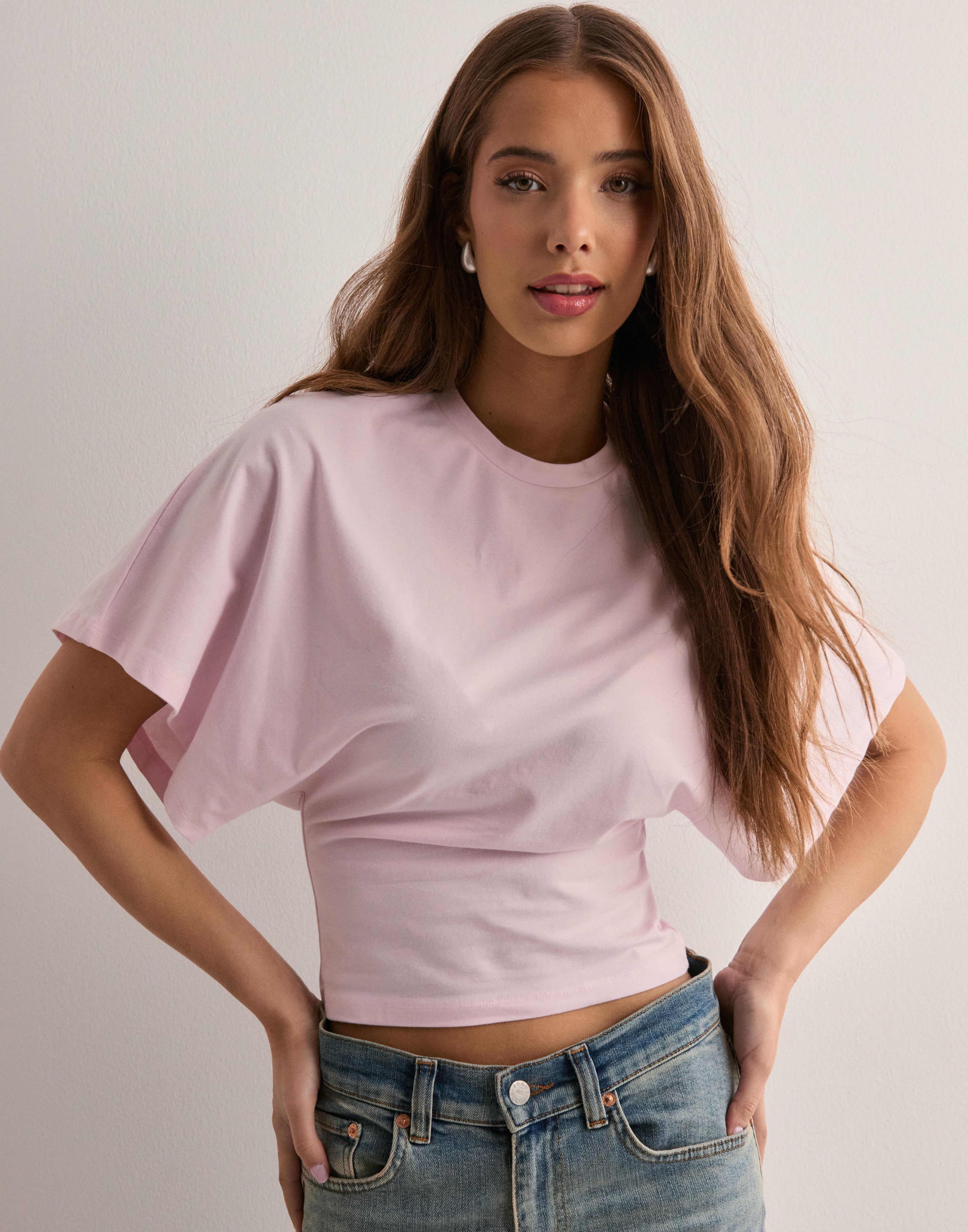 T-Shirt – Soft Blend Short Sleeve And Roomy Draping Shape