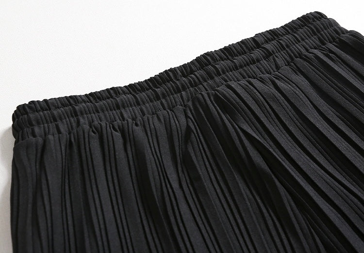 Trousers - Pleated Front & Relaxed Fit For Easy Movement