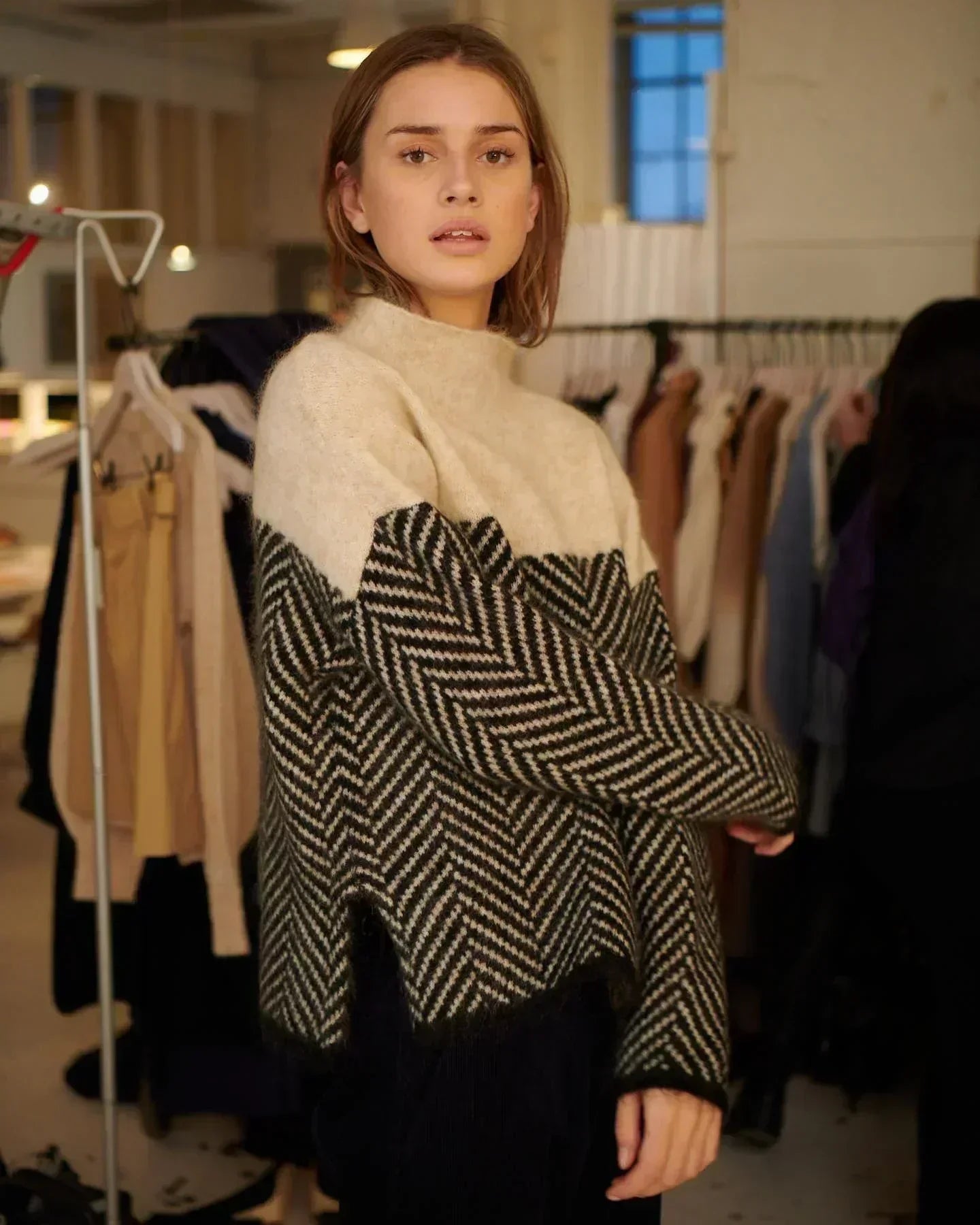 Turtleneck Sweater – Herringbone Neck & Warm Shaping