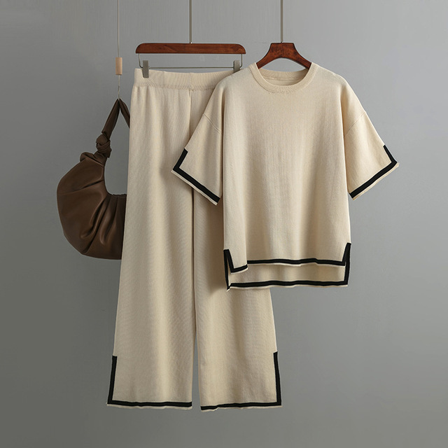 Two Piece Set - Adjustable Ties And Targeted Shaping Panels