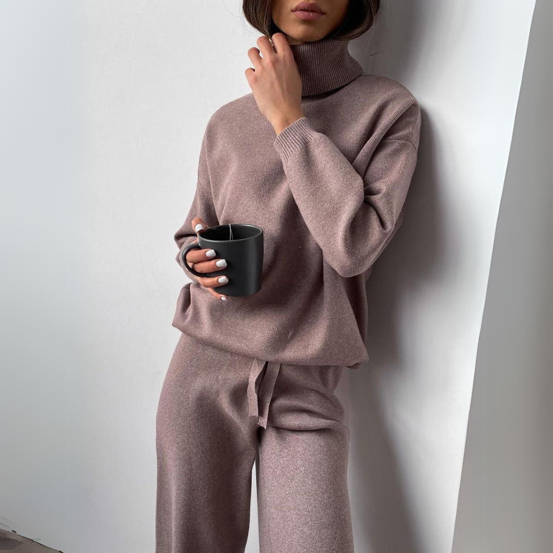 Two Piece Set - Soft Blend Loose Cut & Easy Movement