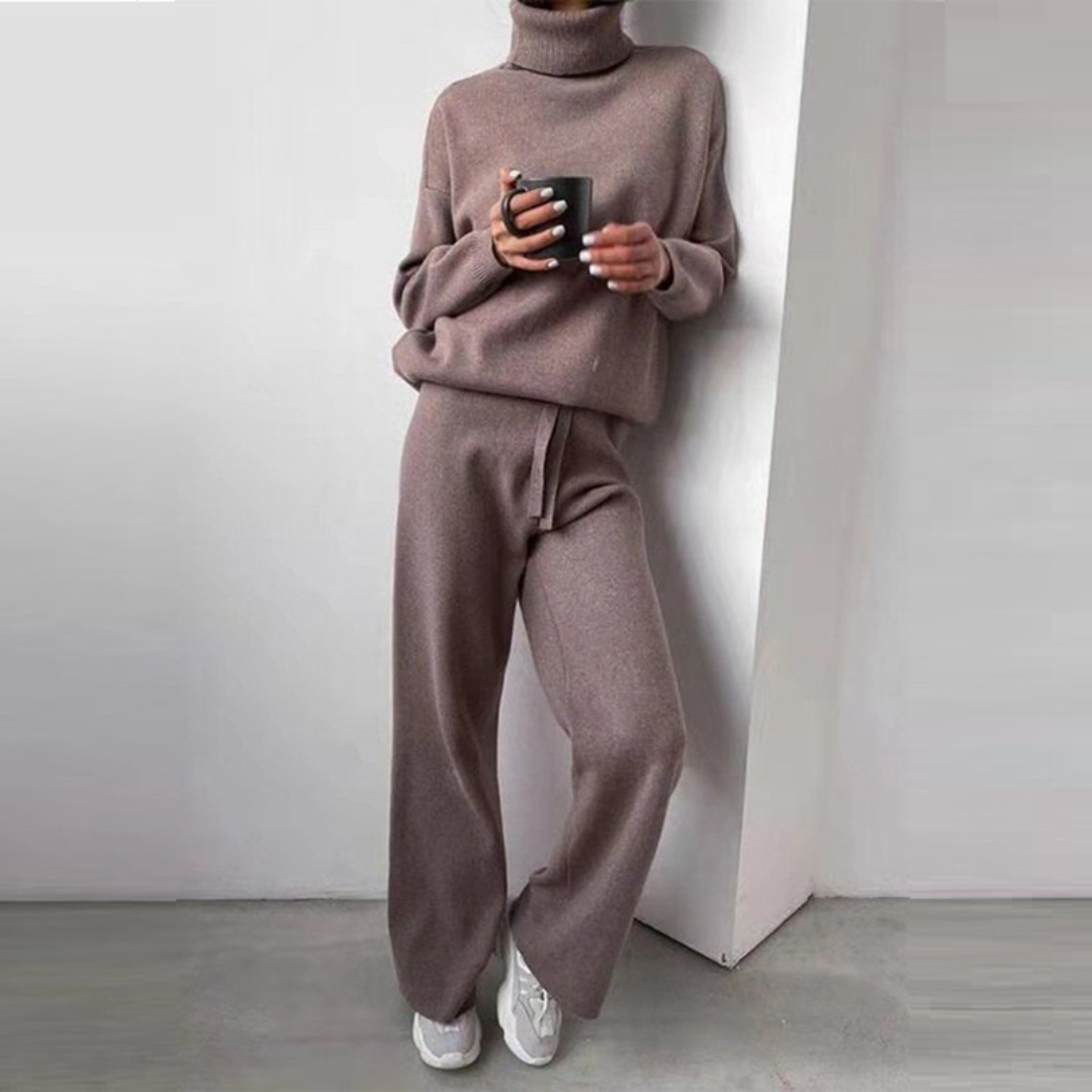 Two Piece Set - Soft Blend Loose Cut & Easy Movement
