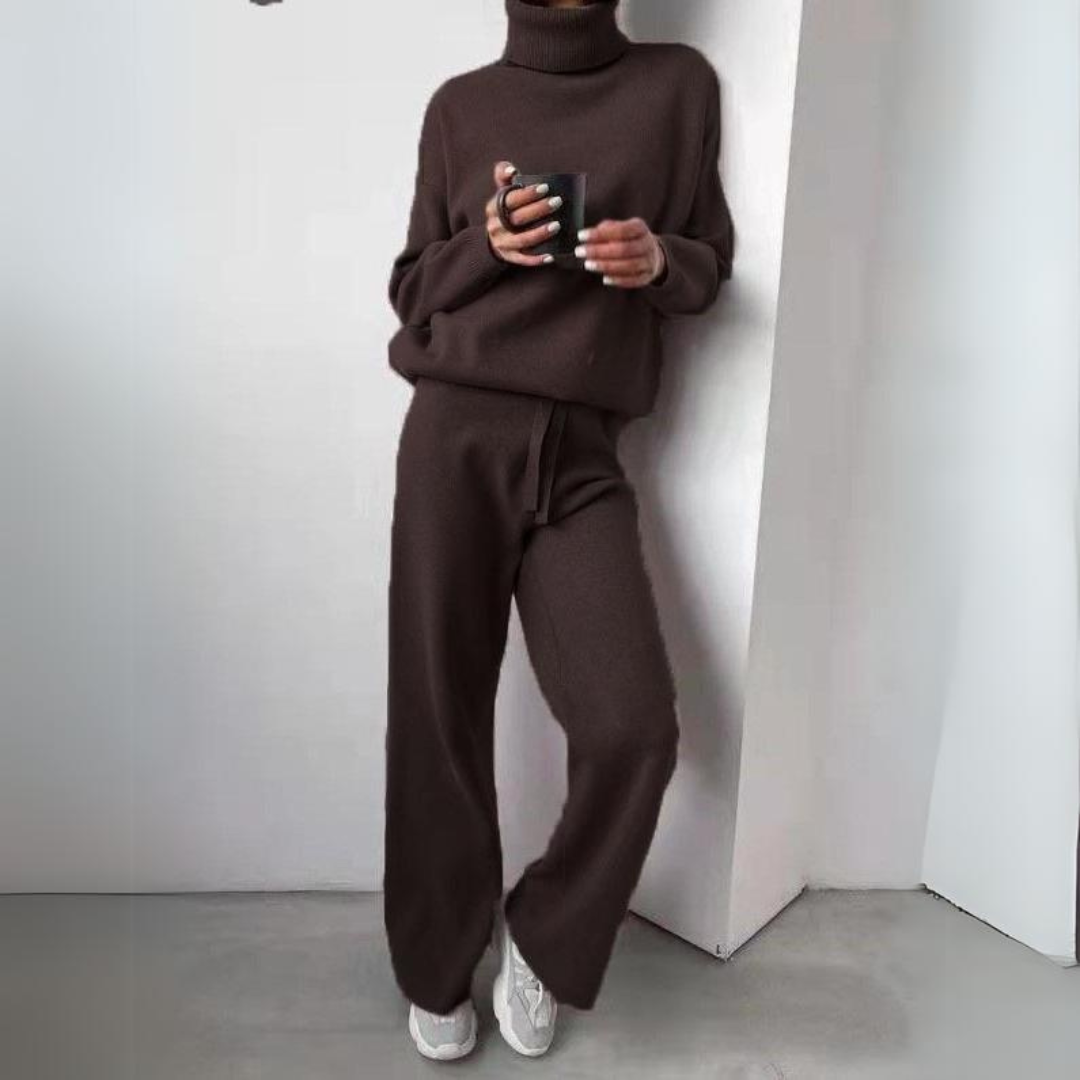 Two Piece Set - Soft Blend Loose Cut & Easy Movement