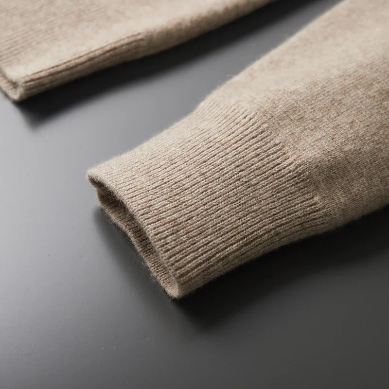 Vest – Soft Blend Full Zip & Lightweight Layering Ease